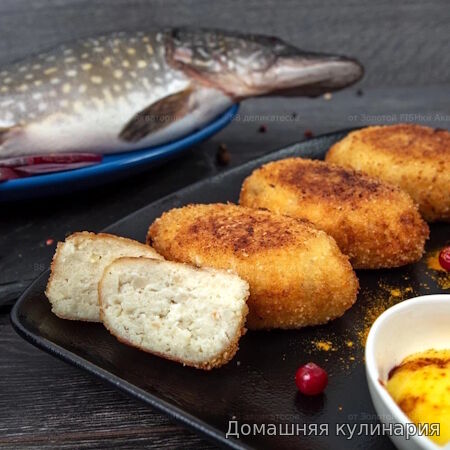 Котлеты из щуки с салом