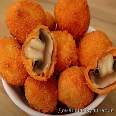 Куриные шарики с грибами